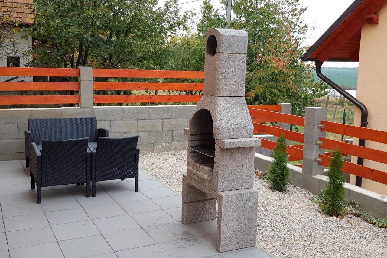 Bungalows Michalka - Podhájska Zewnętrze zdjęcie