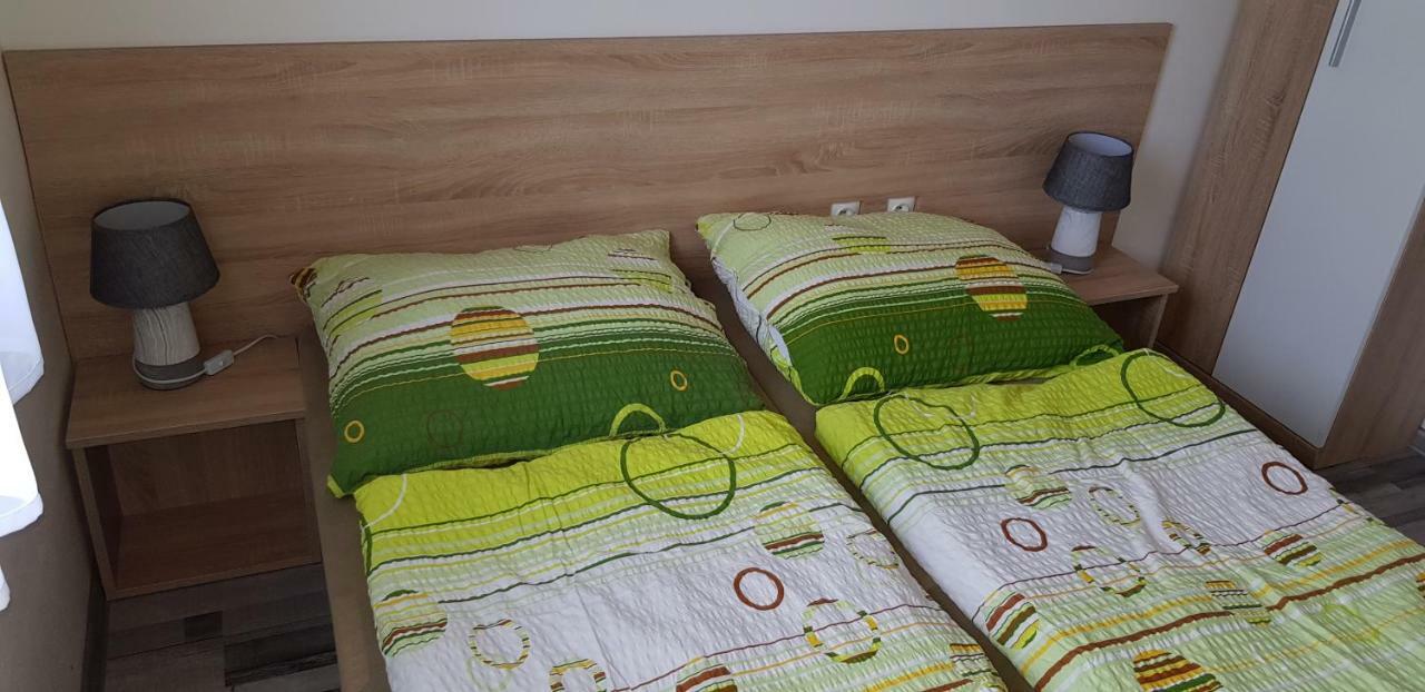 Bungalows Michalka - Podhájska Zewnętrze zdjęcie